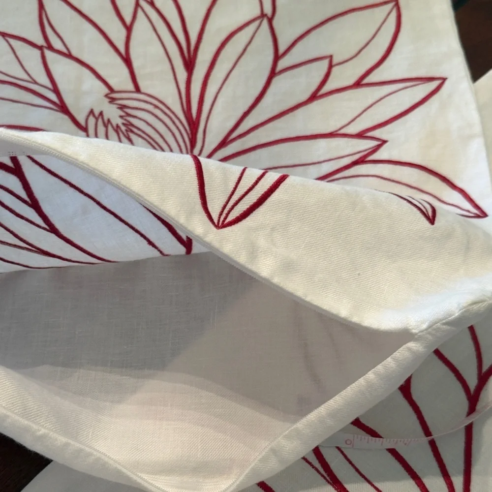 N/A elegant throw
